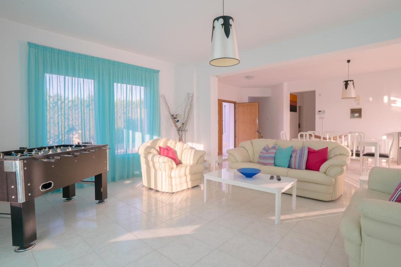 Bella Katerina By Prestige Bookings Coral Bay Esterno foto