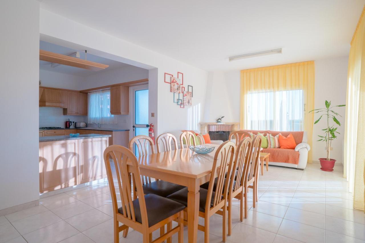 Bella Katerina By Prestige Bookings Coral Bay Esterno foto