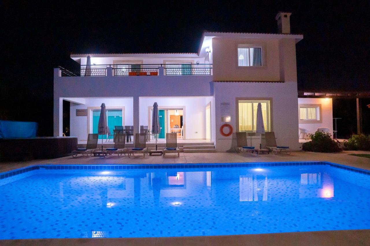 Bella Katerina By Prestige Bookings Coral Bay Esterno foto